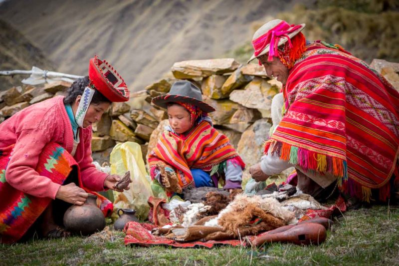 Peru - 1559 - Willoq Community - Traditional Family Dress