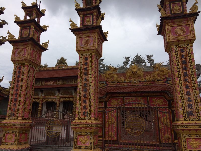 Quang Cong Village - Vietnam - 16103 - City of Ghosts Gates