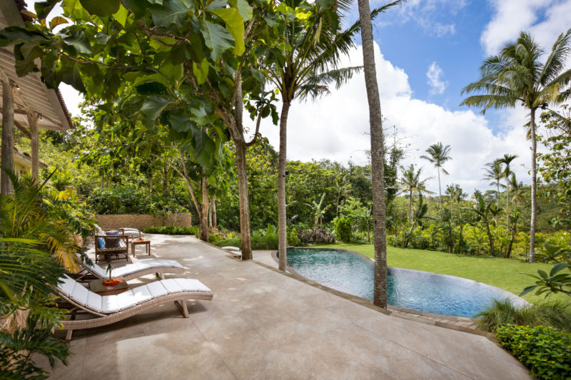 Indonesia - Nusa Penida - 18268 - decking overlooking pool