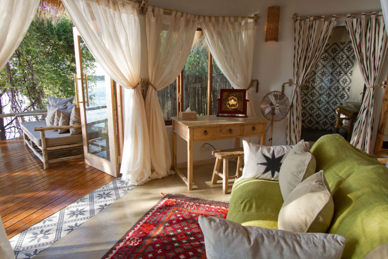 Tongabezi Lodge - River Cottage Bedroom